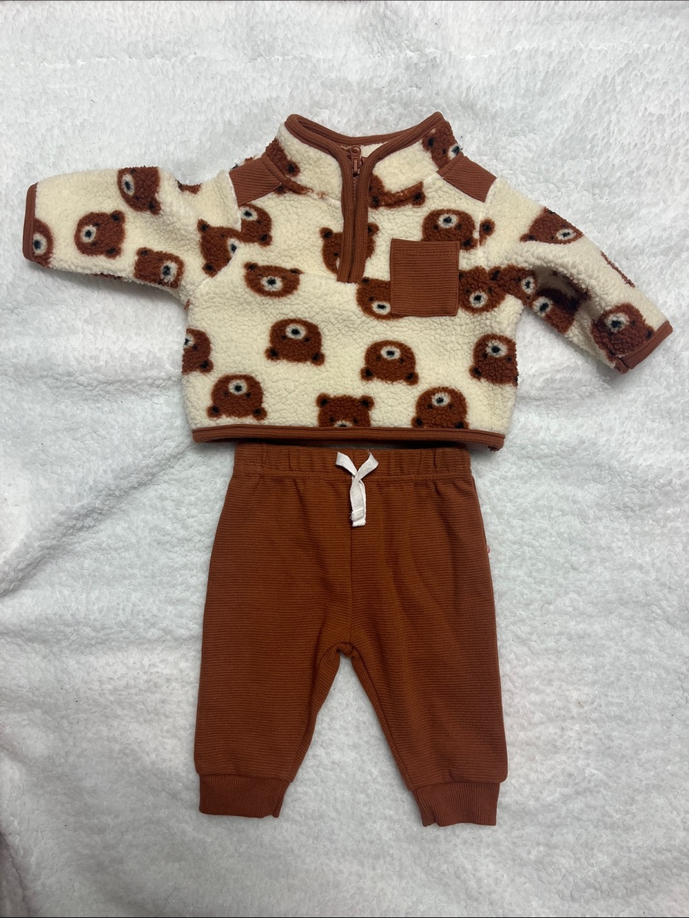 4/25$ Petit Lem’s Mini Threads Bear Print Sherpa Pullover & Rust Jogger Set